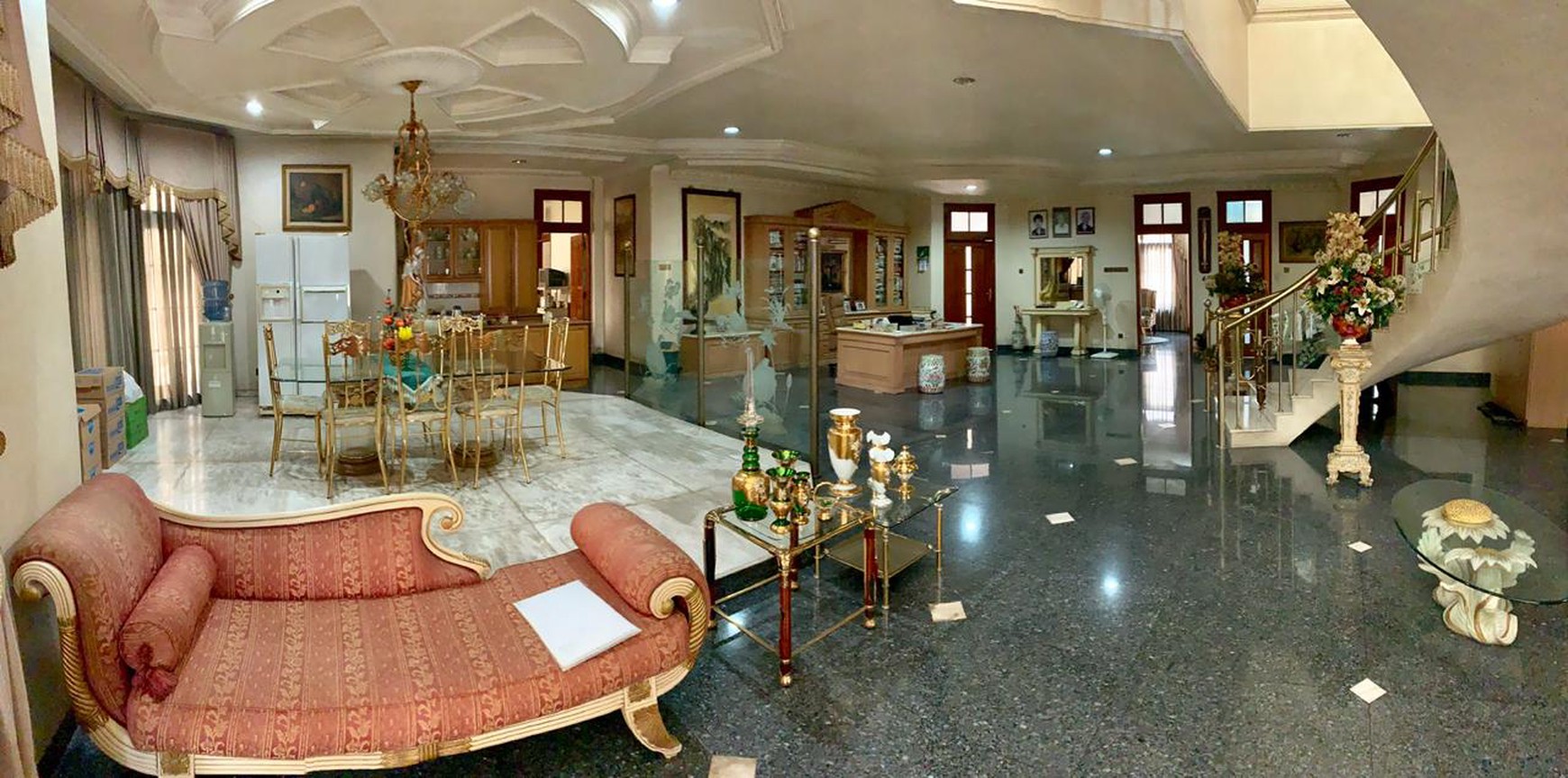 RUMAH DI PINISI INDAH PIK