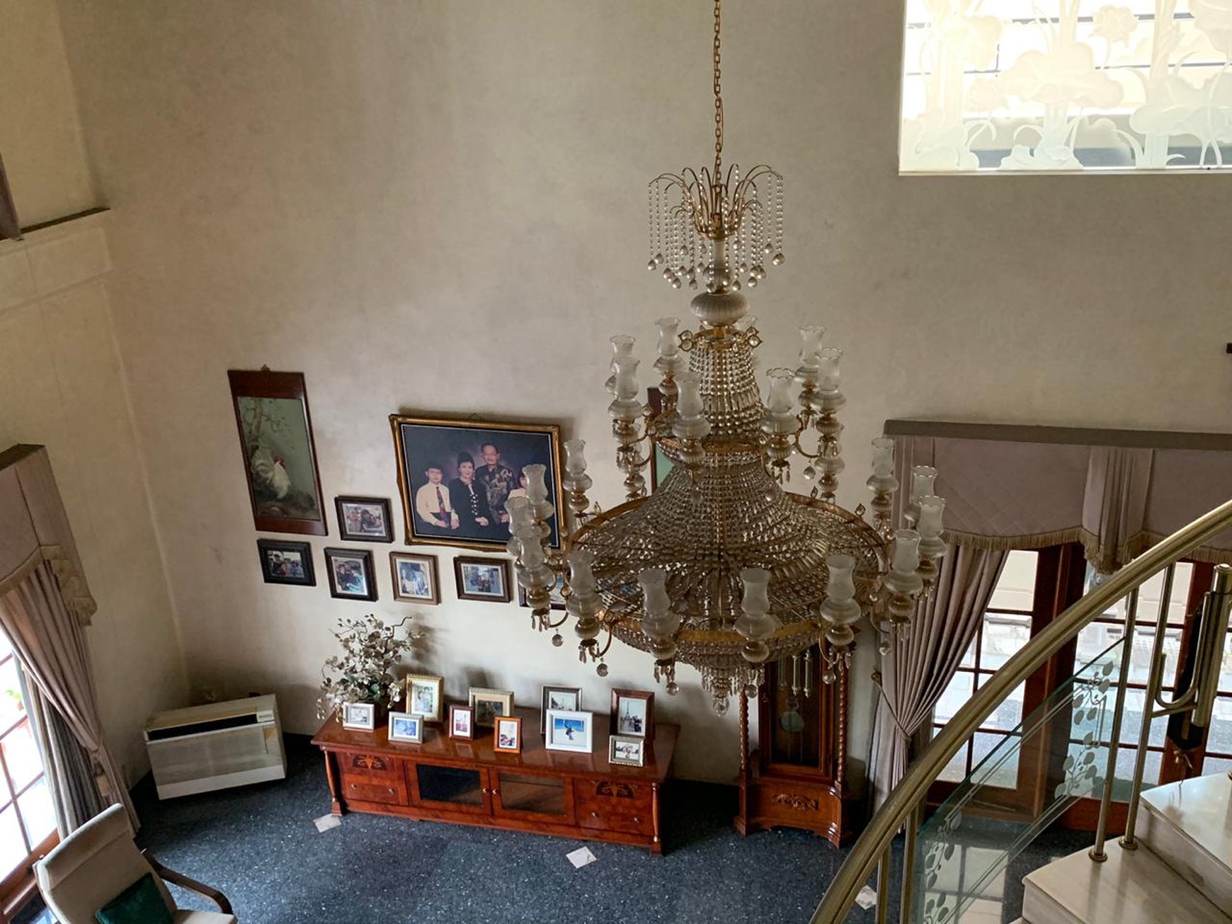 RUMAH DI PINISI INDAH PIK
