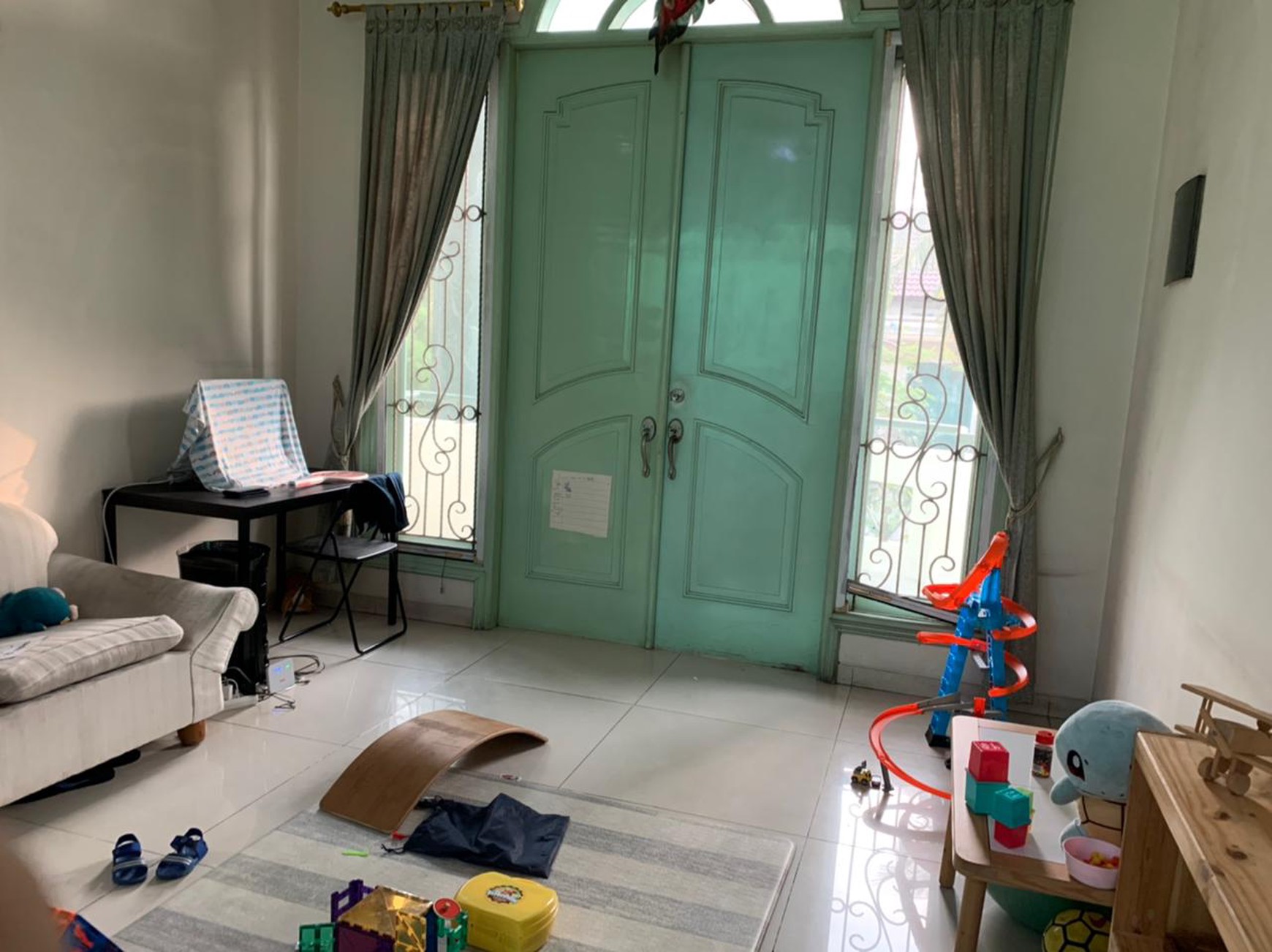 Rumah Cemara Indah, Pantai Indah Kapuk