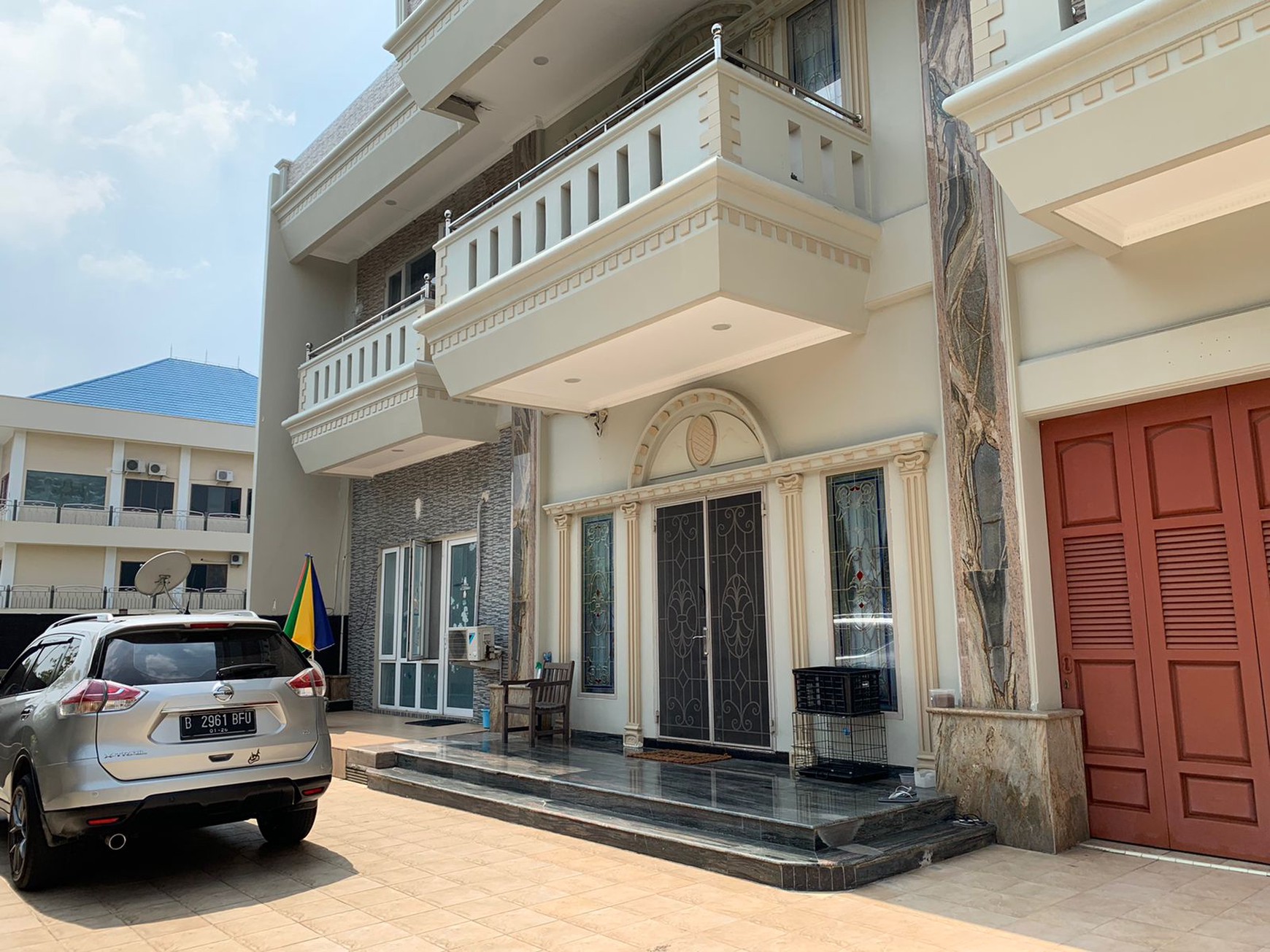 Rumah Grisenda. Pantai Indah Kapuk
