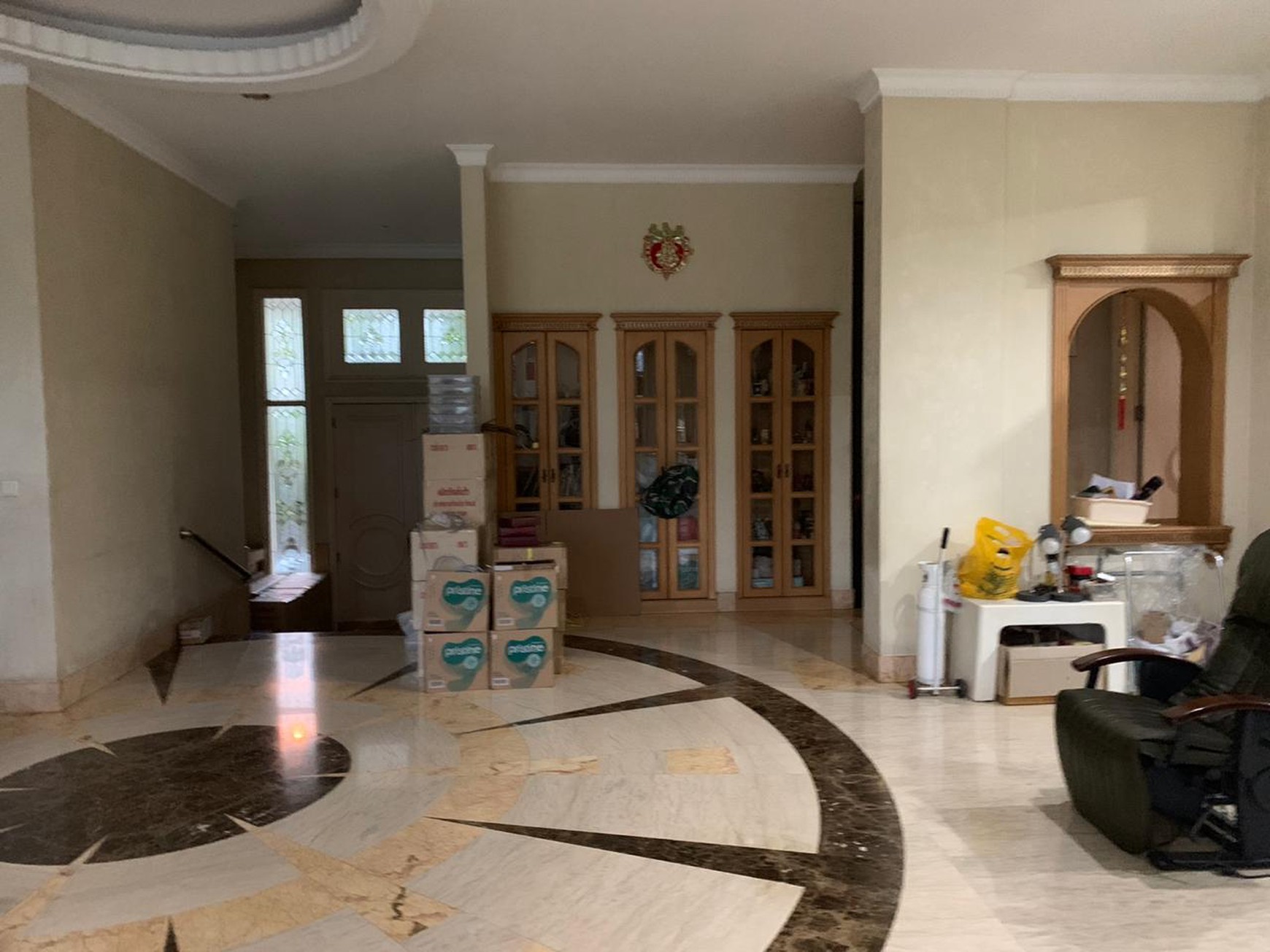 RUMAH DI PANTAI MUTIARA PANTAI INDAH KAPUK