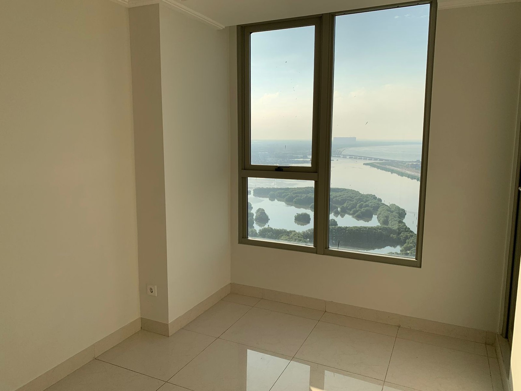 APARTEMEN GOLD COAST TOWER HONOLULU PANTAI INDAH KAPUK