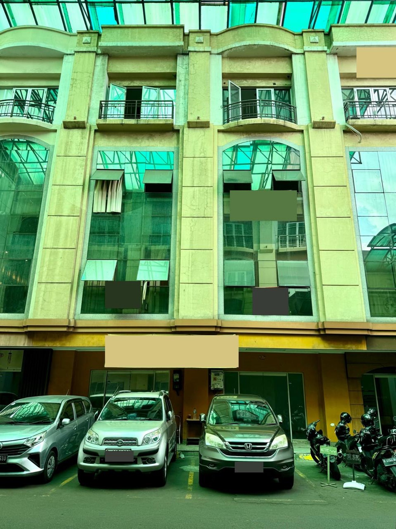 Dijual Ruko Gandeng di Sentra Arteri Mas, Pondok Indah Jakarta Selatan