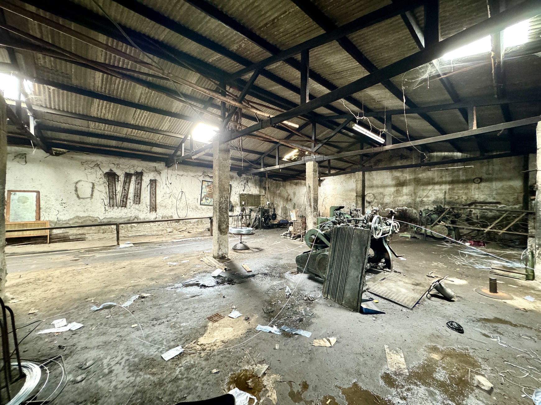 Dijual Pabrik/gudang di Tanjung Pura, Kalideres Jakarta Barat