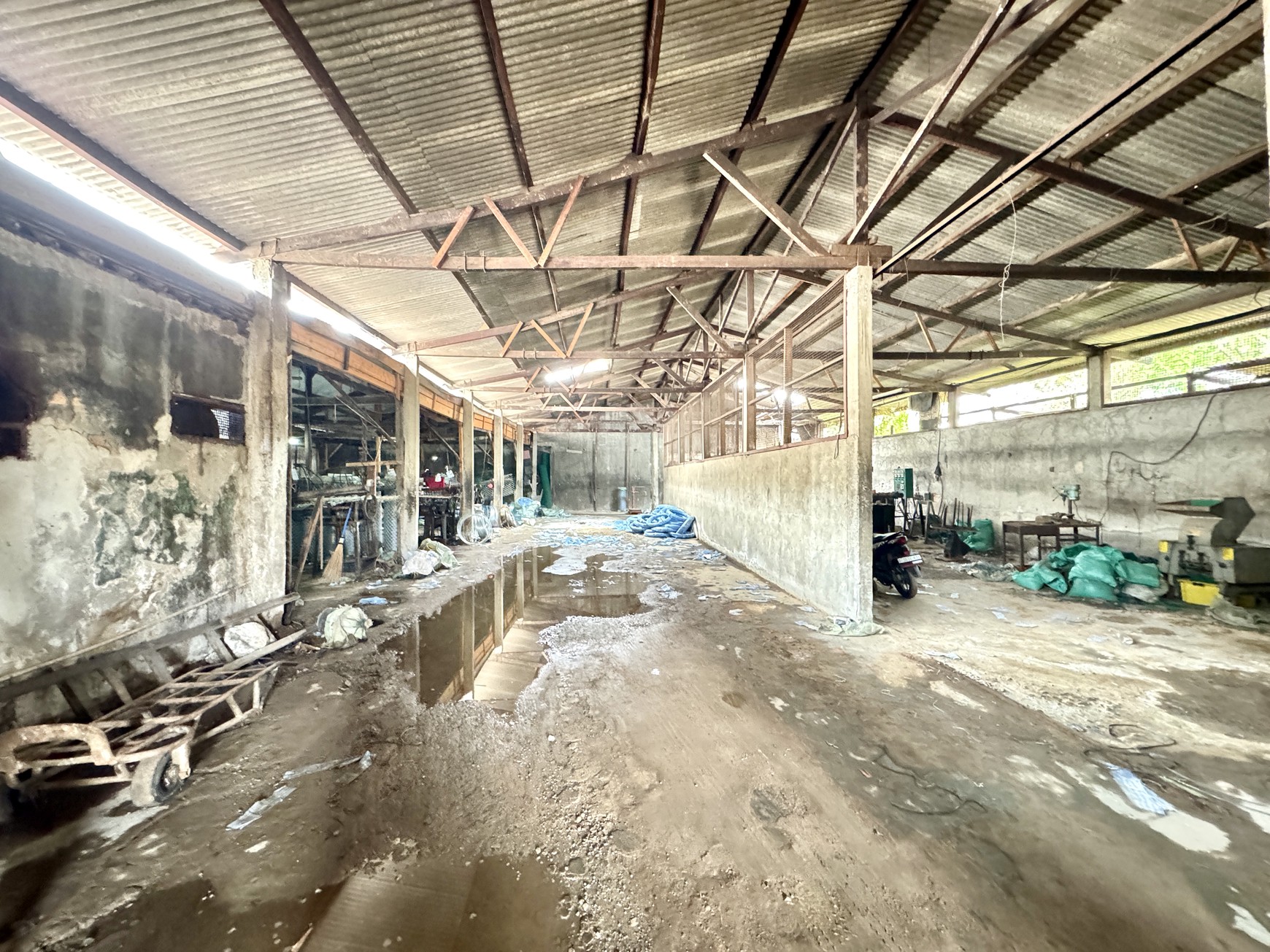 Dijual Pabrik/gudang di Tanjung Pura, Kalideres Jakarta Barat
