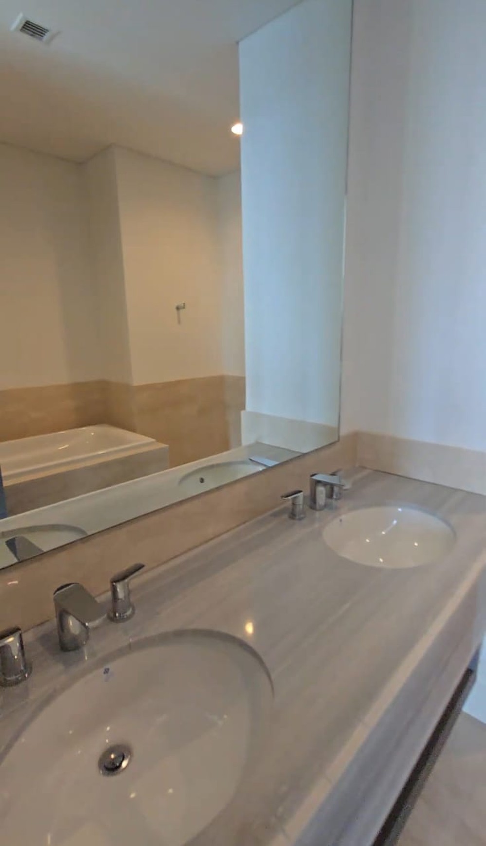 Dijual Apartemen Aerium Mewah di Puri Kembangan