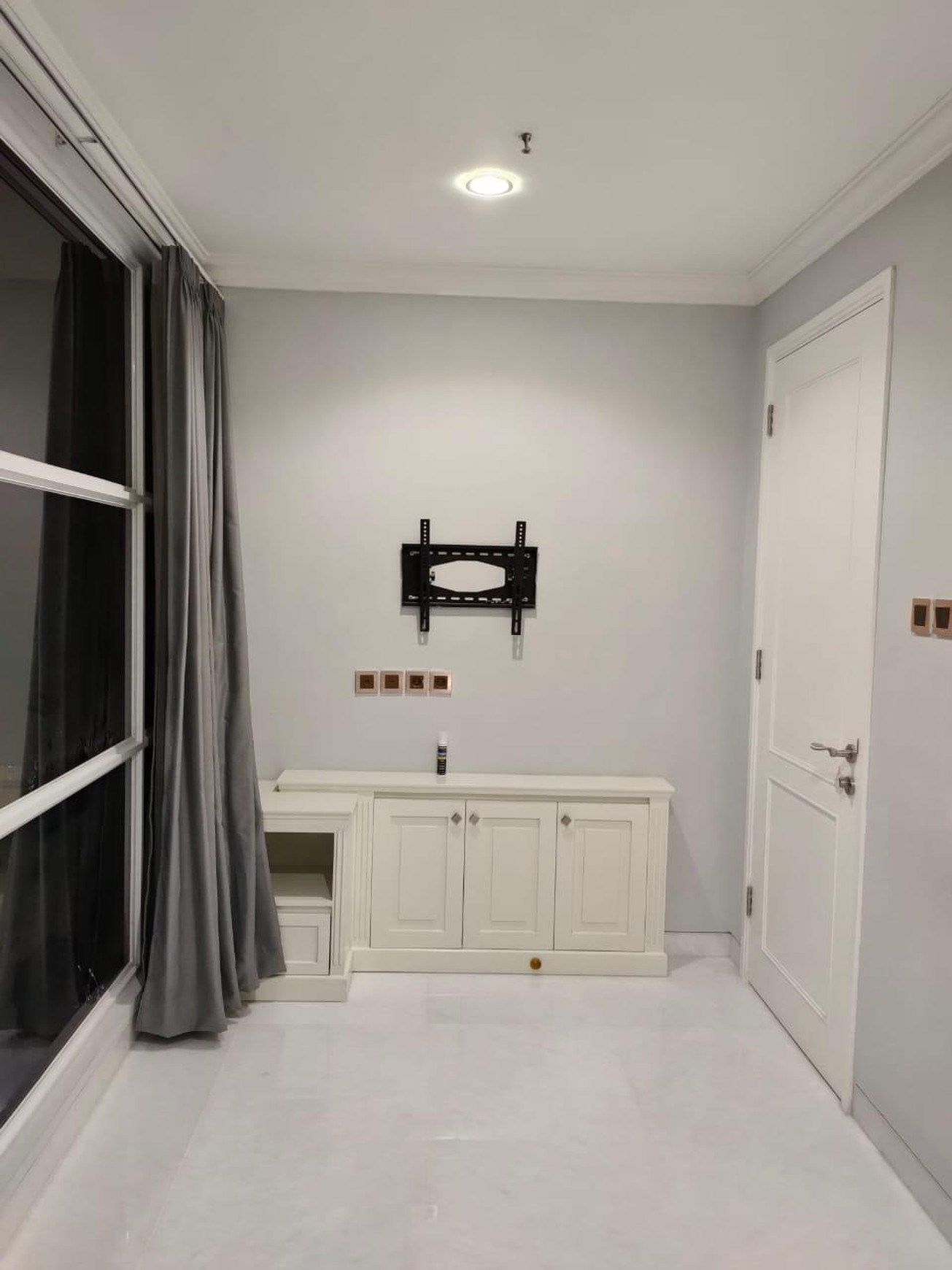 Dijual Rumah Town House dikawasan CBD Pluit