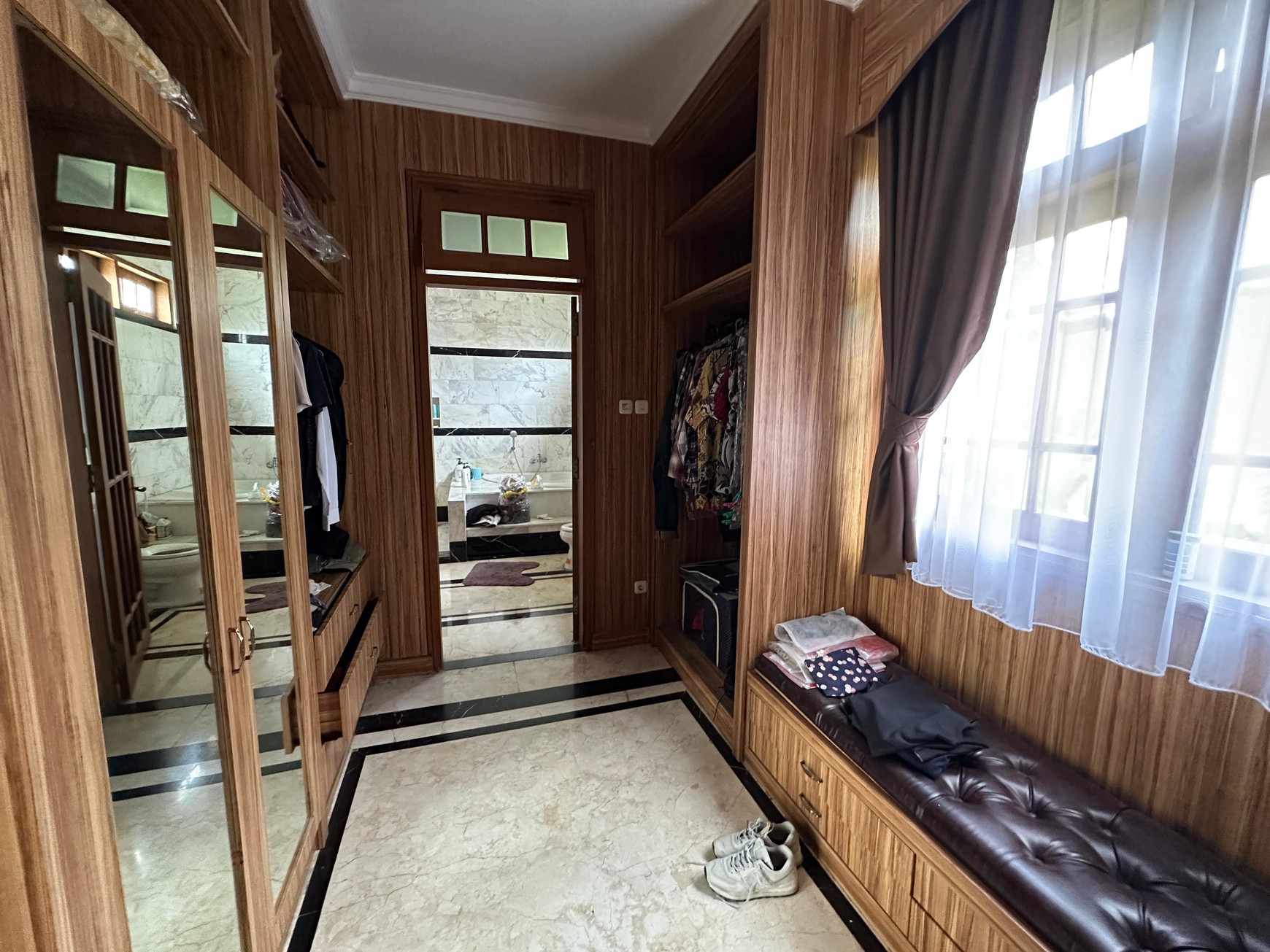 Dijual Rumah Pantai Mutiara