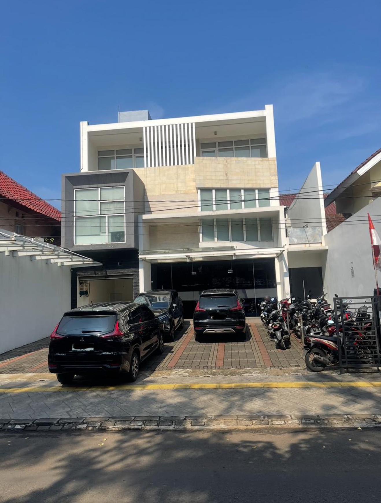 DIJUAL CEPAT! Kantor 3 Lantai Full Fasilitas di Lokasi Premium BSD City - Anggrek Lok