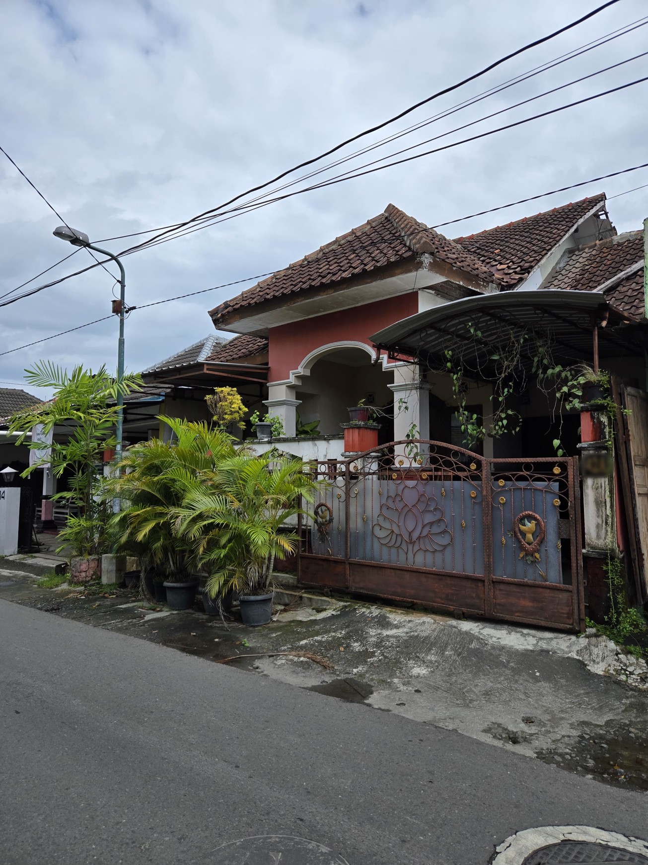 Rumah Tengah Kota Strategis Dekat UAD Kampus 5 Sorosutan, Umbulharjo, Yogyakarta