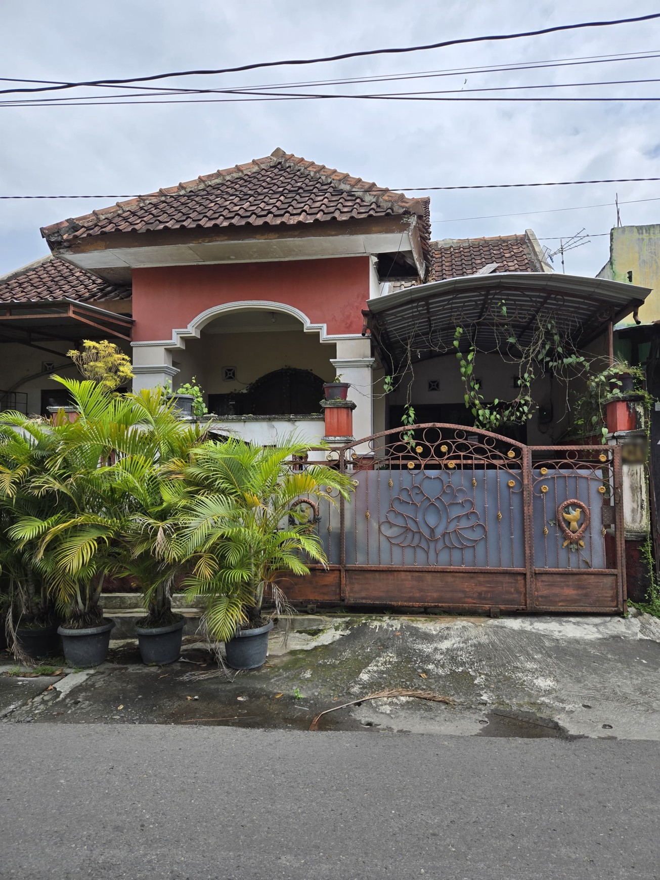 Rumah Tengah Kota Strategis Dekat UAD Kampus 5 Sorosutan, Umbulharjo, Yogyakarta