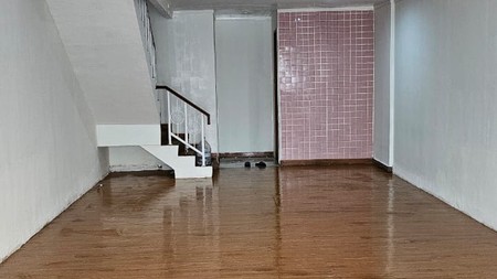 Ruko Lokasi Strategis berada Pinggir Jalan Raya dengan LT 65 LT 140 @Bintaro