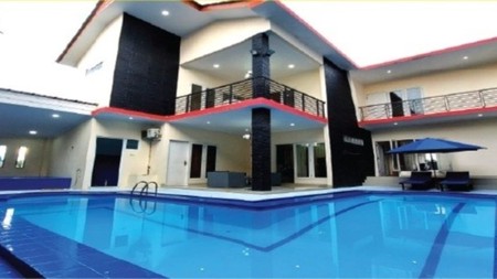 Dijual Rumah Mewah Siap Huni di Kebagusan, Jakarta Selatan - Sertifikat Hak Milik, Kolam Renang, Rooftop, dan Parkir 10 Mobil