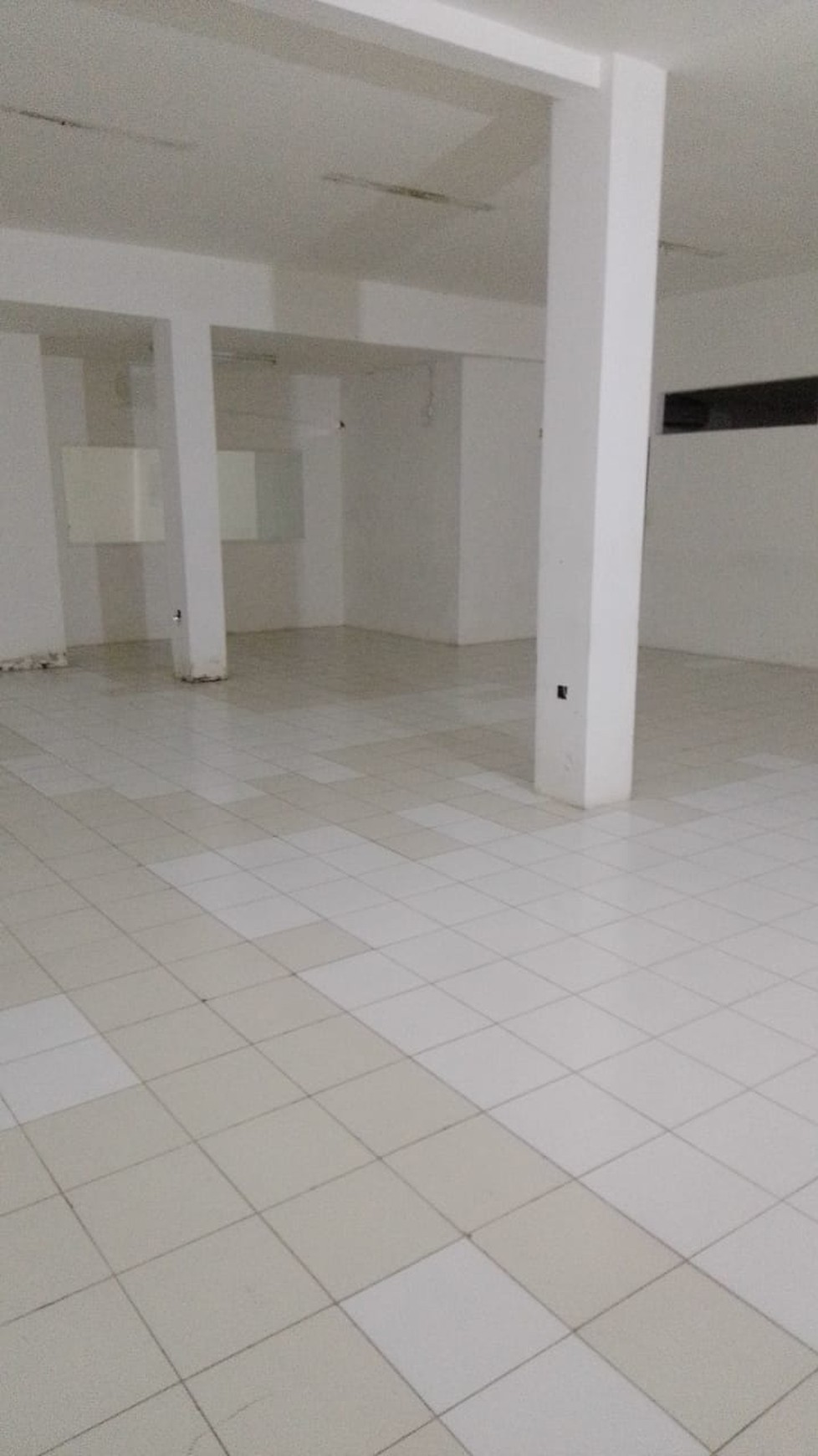 Rumah/Kantor di Lebak Bulus, strategis ex Kantor & Workshop