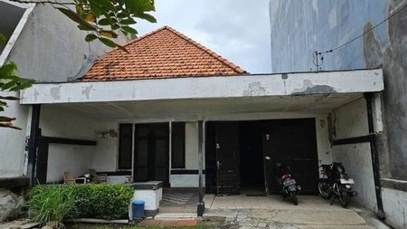 Dijual RUMAH Jl. Trunojoyo Surabaya Pusat Kota Surabaya 