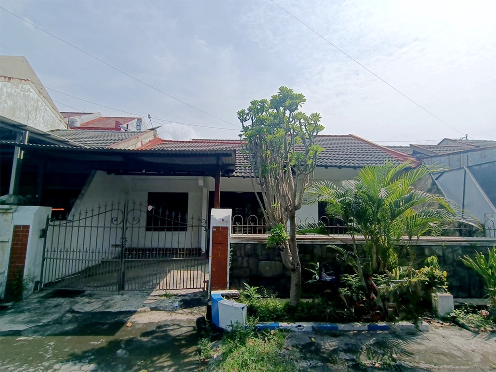 Dijual Rumah di Baruk Utara Surabaya; Hitung Tanah Lingkungan Nyaman