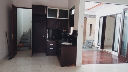 Rumah 2 lantai,dalam cluster,jalan lebar di Bintaro Jaya 9