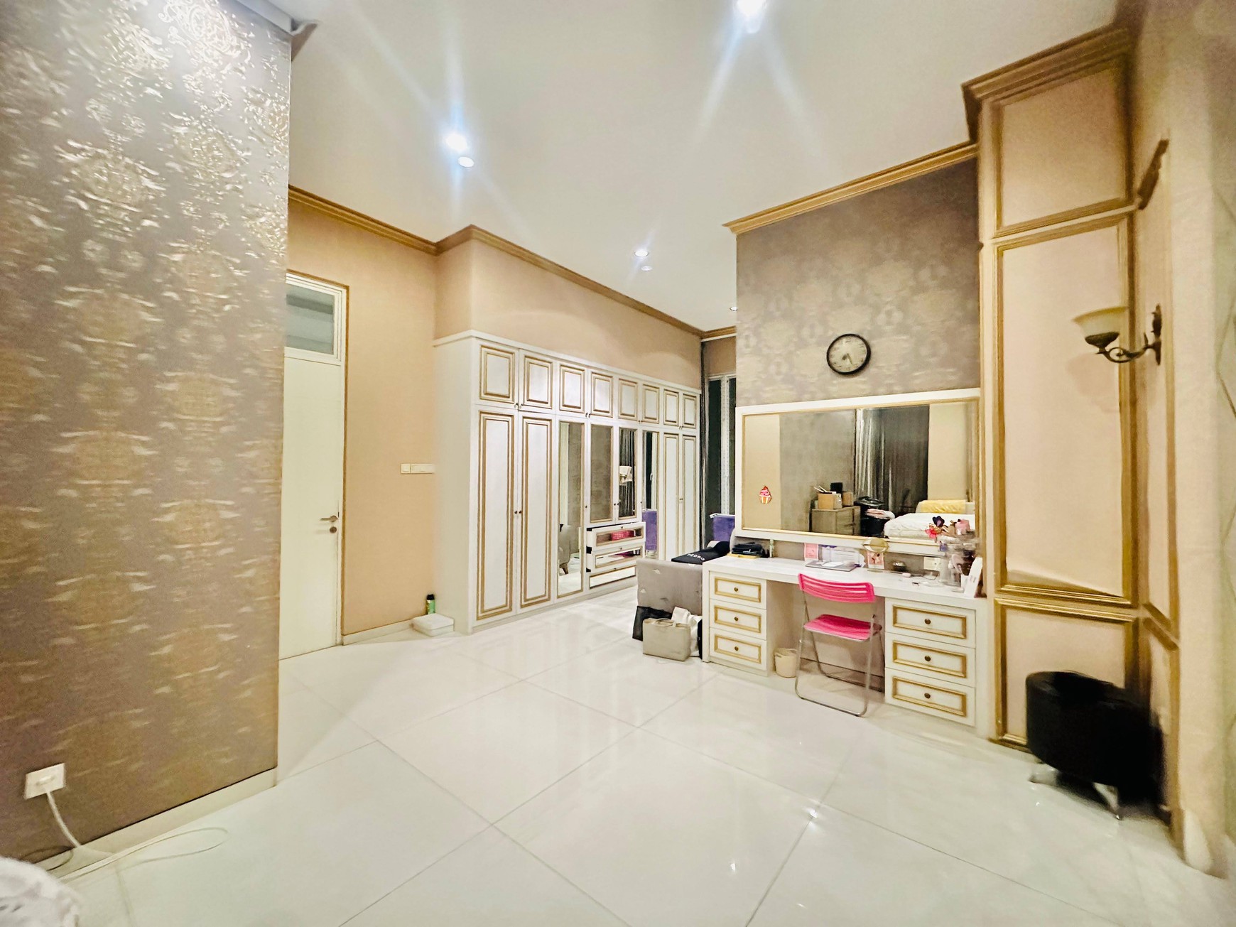 Rumah Dijual Bukit Golf Citraland Surabaya Barat Full Furnish Siap Huni Harga Termurah