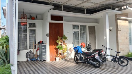 Pusat Kota Jombang! Rumah Strategis Dekat Terminal & Alun-Alun