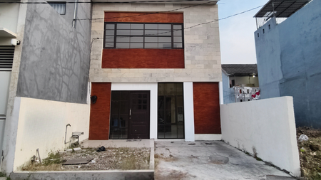 Rumah 2 Lantai Lebih Luas Lebih Nyaman - di Surabaya Utara hanya 1 M