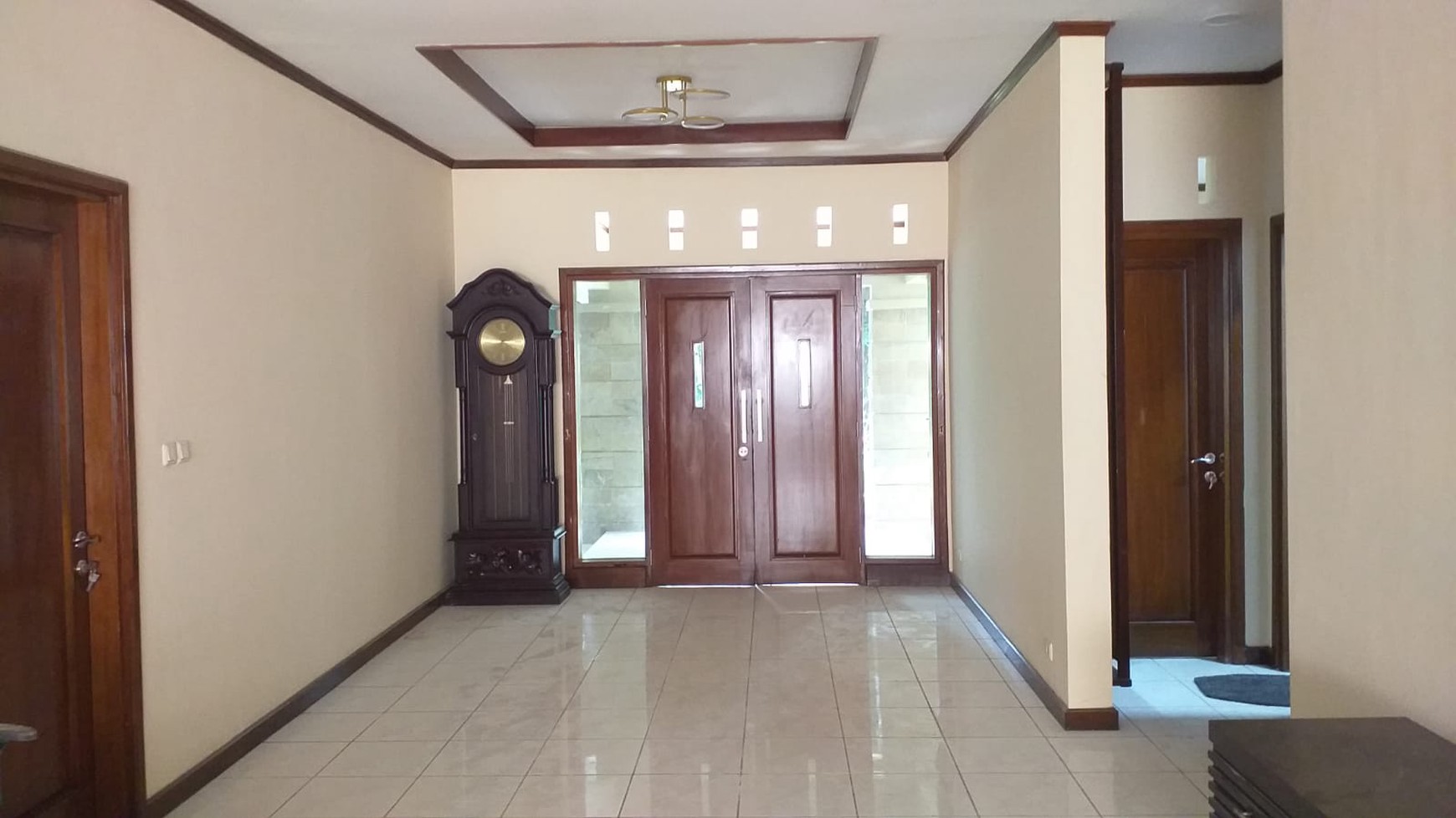 Disewa Rumah Komplek Perumahan Villa Delima, Lebak Bulus, Jakarta Selatan