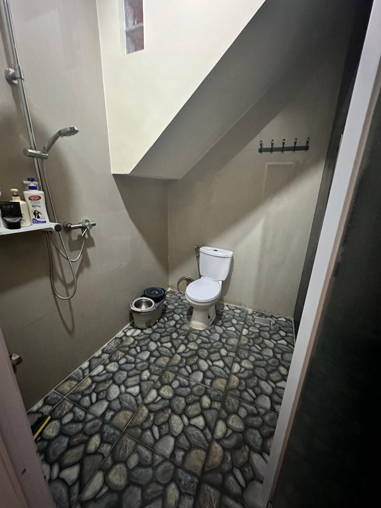 Rumah Bagus Di Bukit Nusa Indah, Jl Mahoni Ciputat Tangerang Selatan