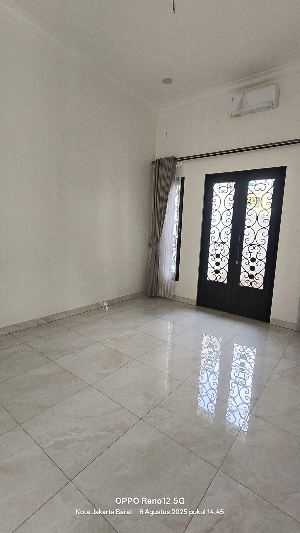Rumah Bagus Di Kav Hankam, Jl Masjid As Salam Joglo Jakarta Barat