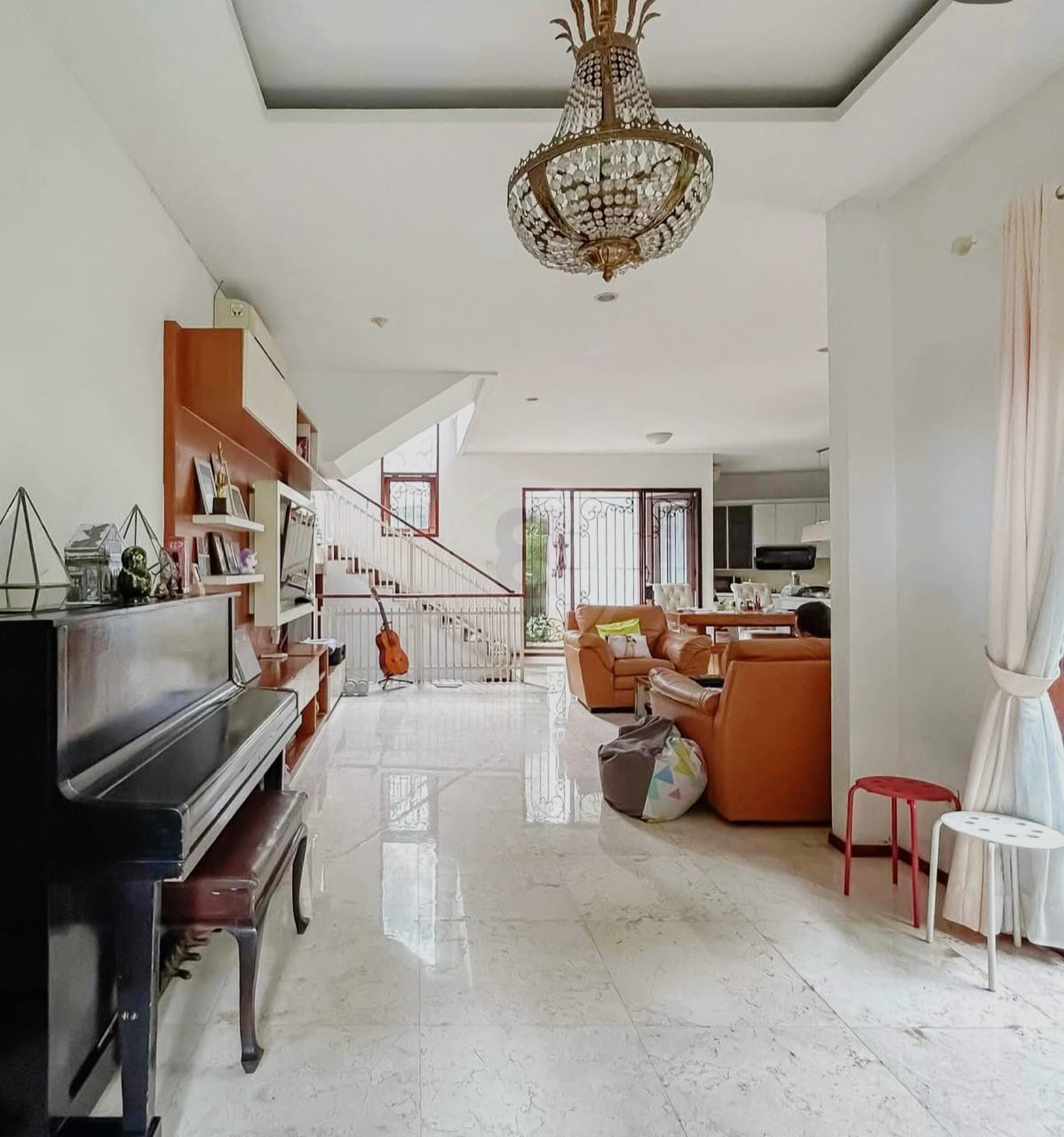 Rumah Bagus Di Menteng Bintaro Jaya Sektor 7 Tangerang Selatan