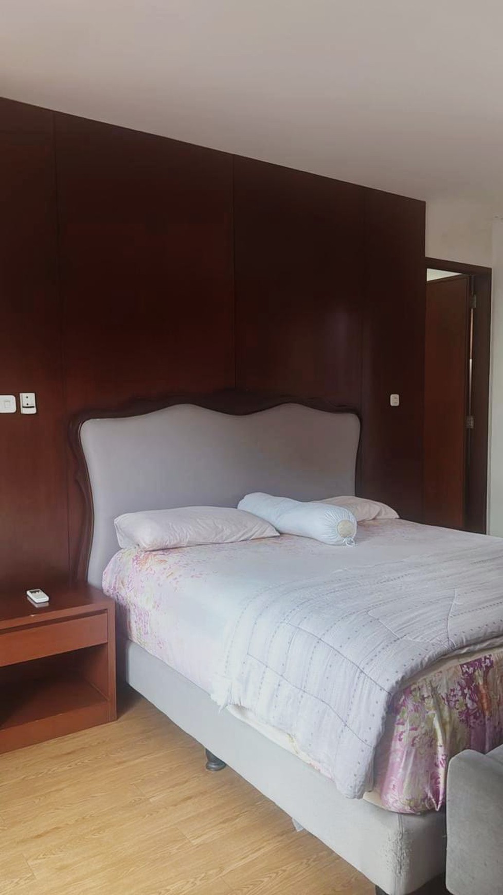 Rumah Bagus Di Menteng Bintaro Jaya Sektor 7 Tangerang Selatan