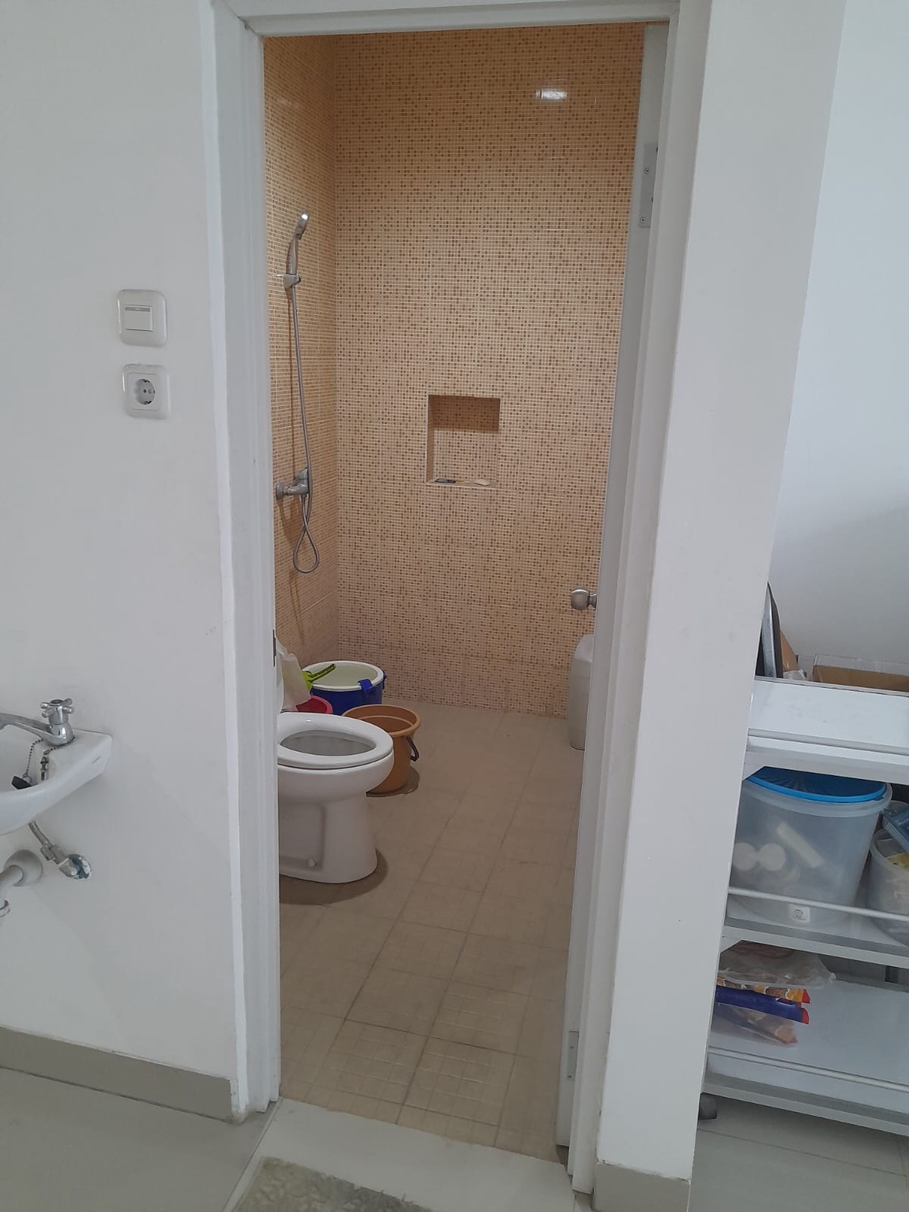 Dijual Rumah Kembar Raya Kutisari Indah, Cocok Untuk Usaha