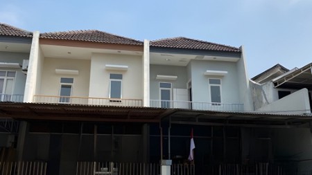 Dijual Rumah Kembar Raya Kutisari Indah, Cocok Untuk Usaha