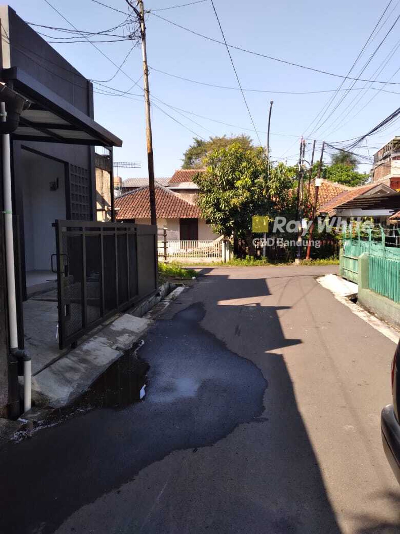 Rumah Nyaman di Komplek Margahayu Raya, Ciwastra - Bandung