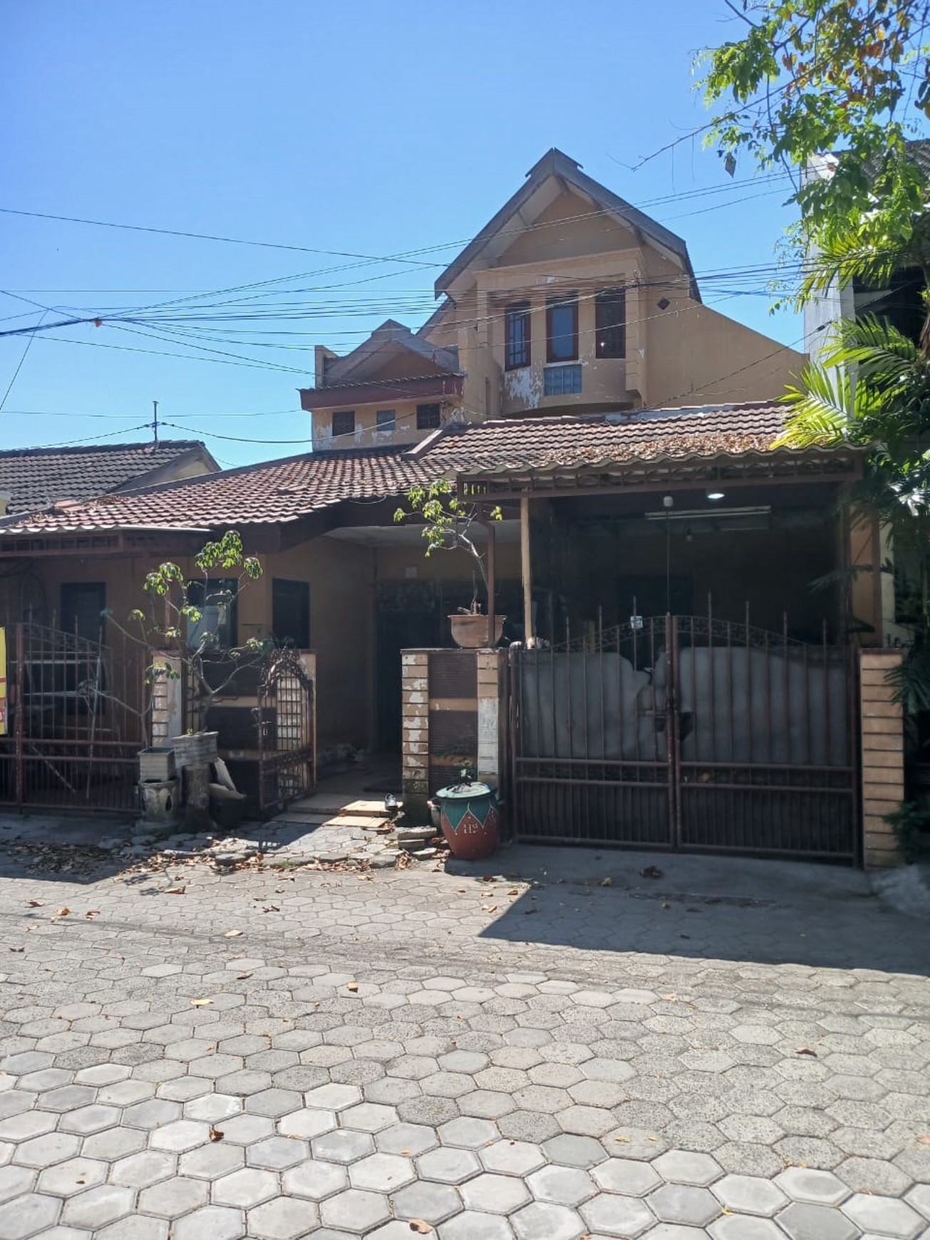 Dijual Rumah 3 lantai di Perum Wisma Permai Surabaya
