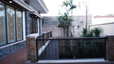 Dijual Rumah Mewah di Margorejo Indah Surabaya