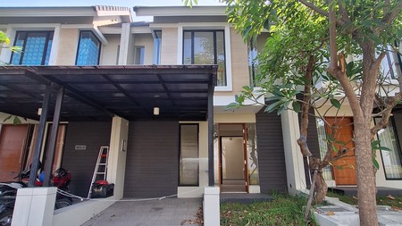 Dijual Rumah 1M an Northwest Lake Citraland Surabaya