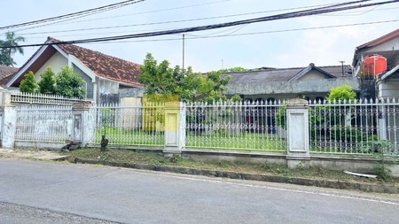 Rumah Pinggir Jalan Pahoman