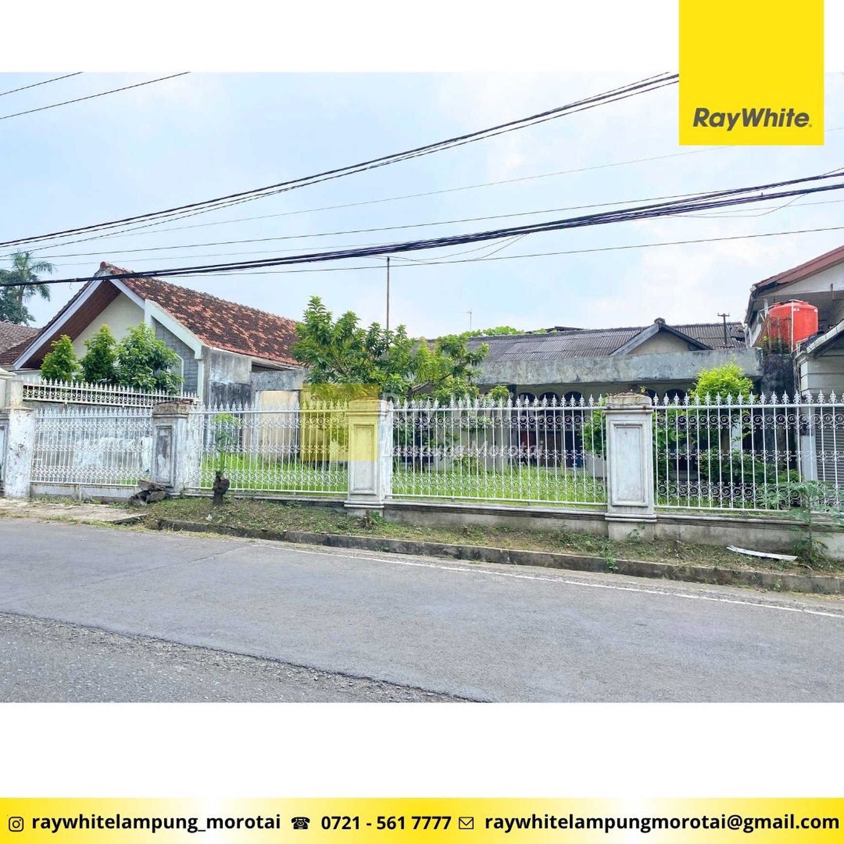 Rumah Strategis Pusat Kota Pinggir Jalan Pahoman Bandar Lampung