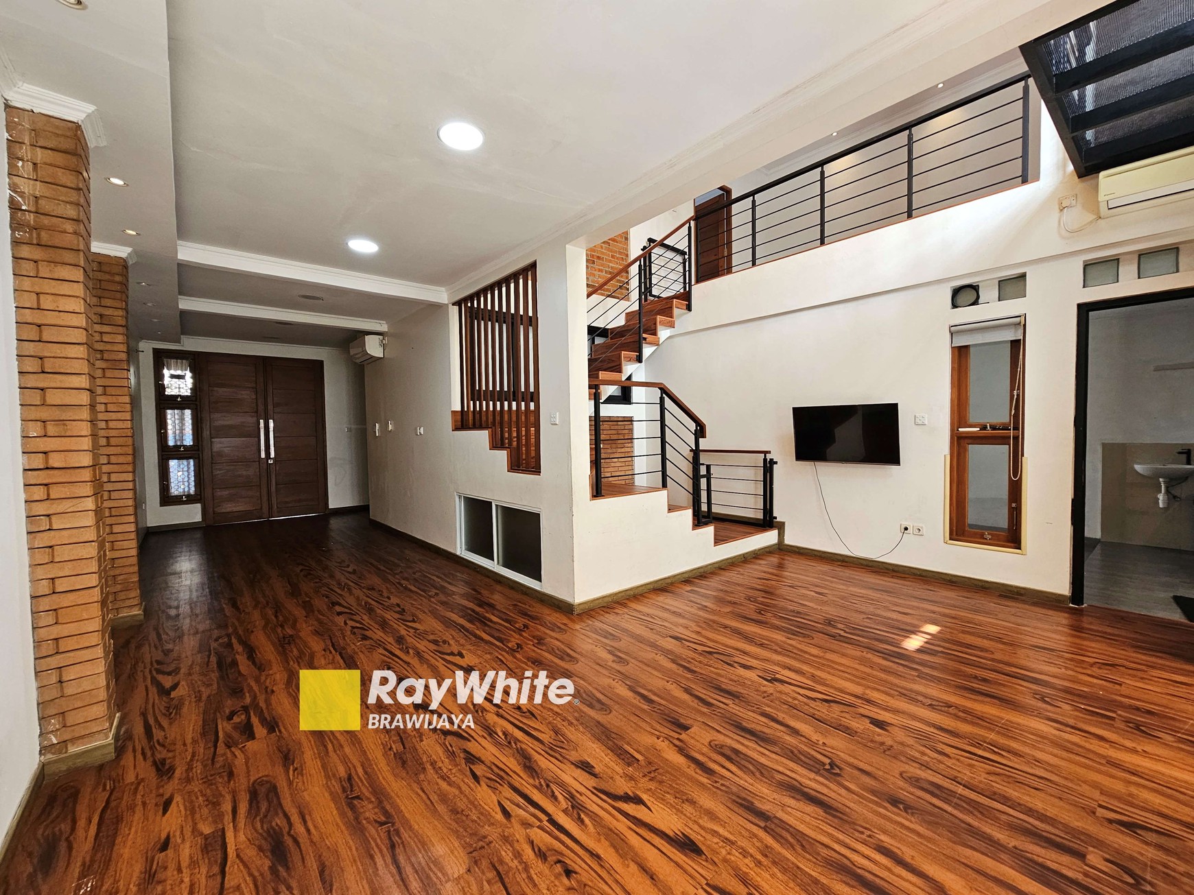 Rumah di Taman Cilandak, Cilandak, Jakarta Selatan, Hanya 5 menit ke MRT Fatmawati