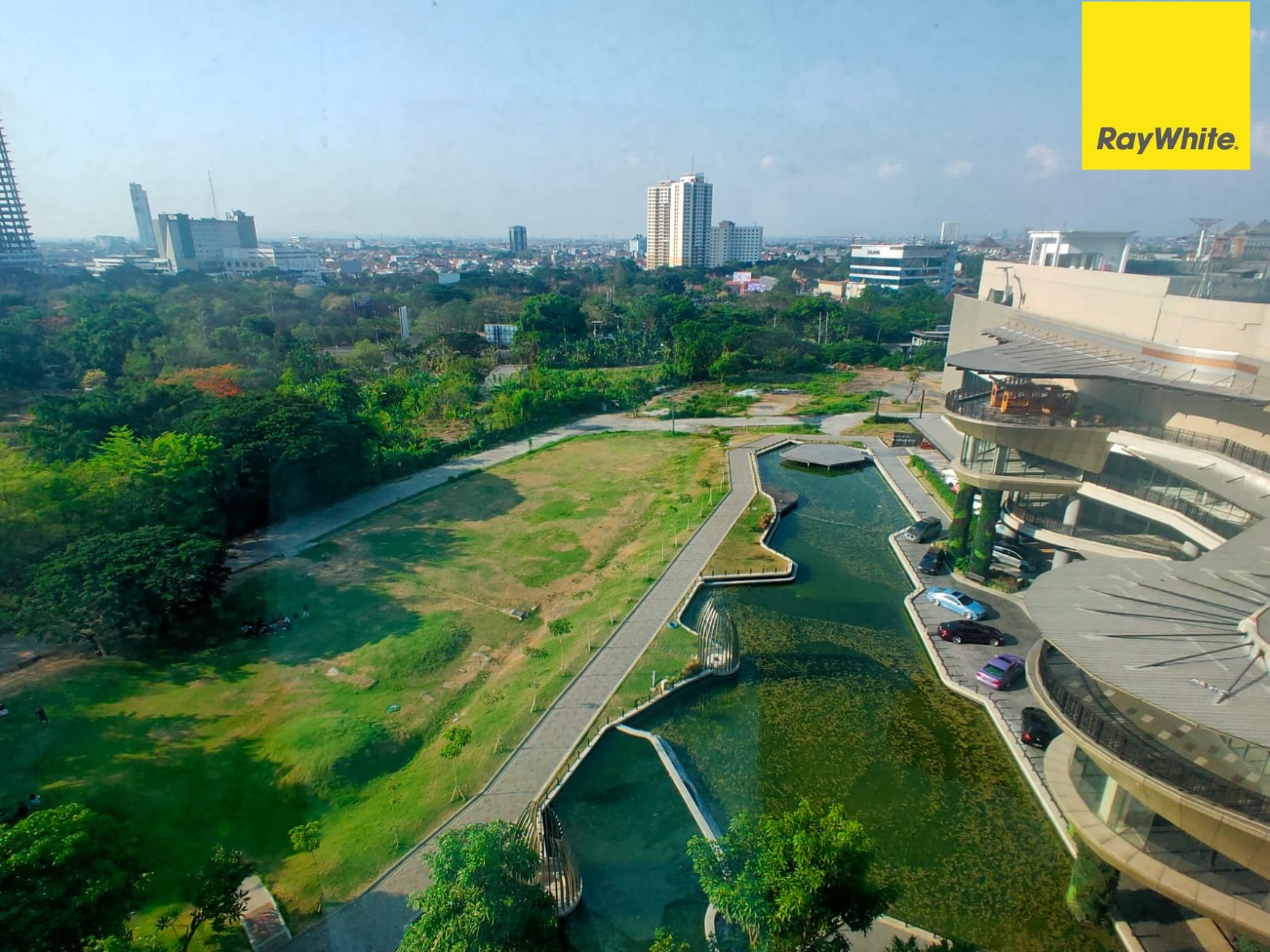 Dijual Apartemen Grand Sungkono Lagoon Venetian Surabaya