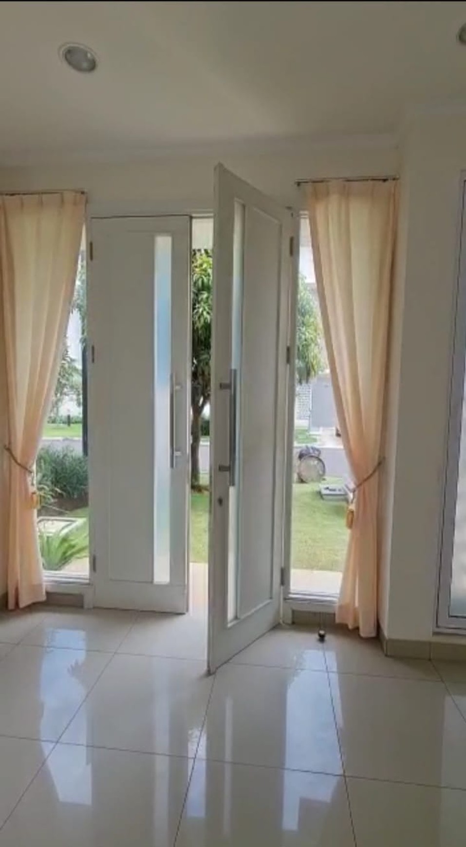 Dijual Cepat Rumah di Cluster Amanda Summarecon Bandung