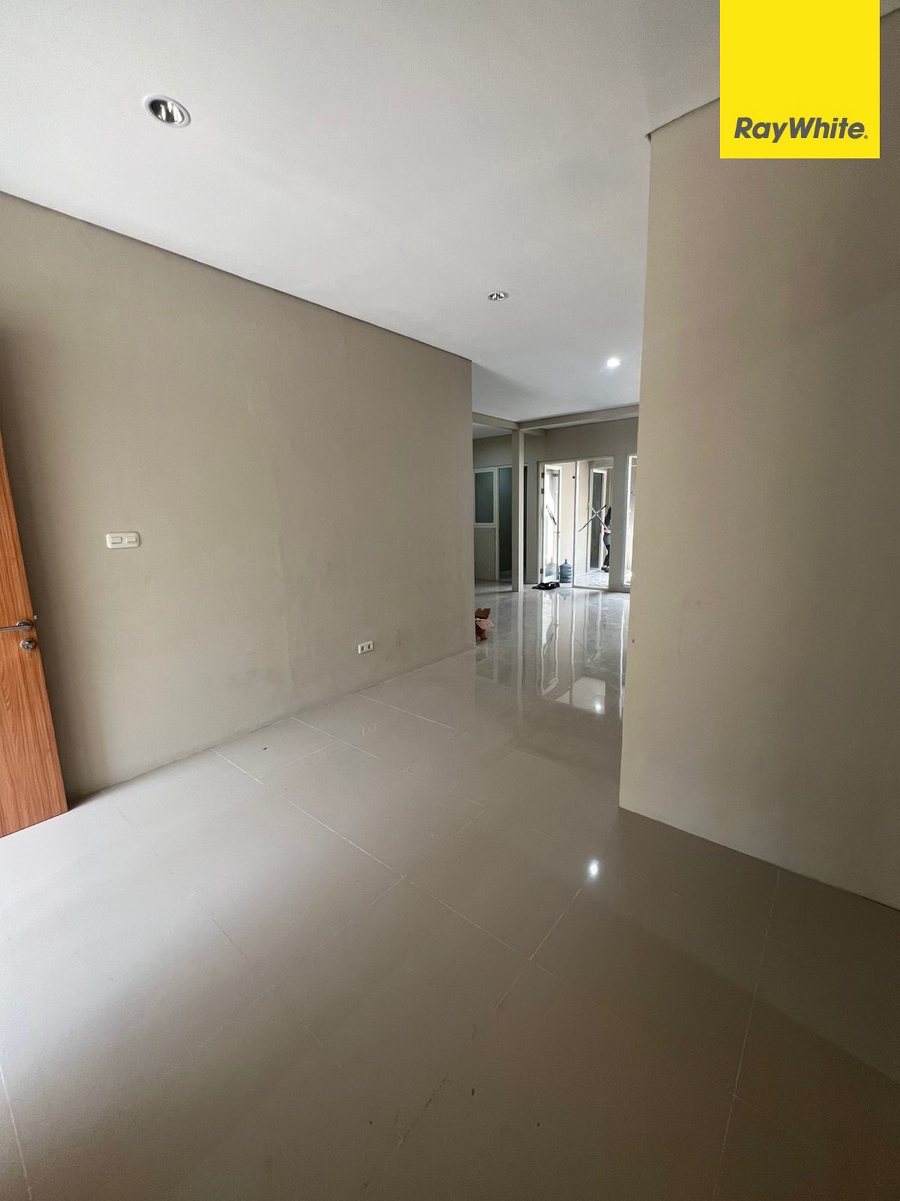Disewakan Rumah di Dukuh Kupang Timur Surabaya Barat