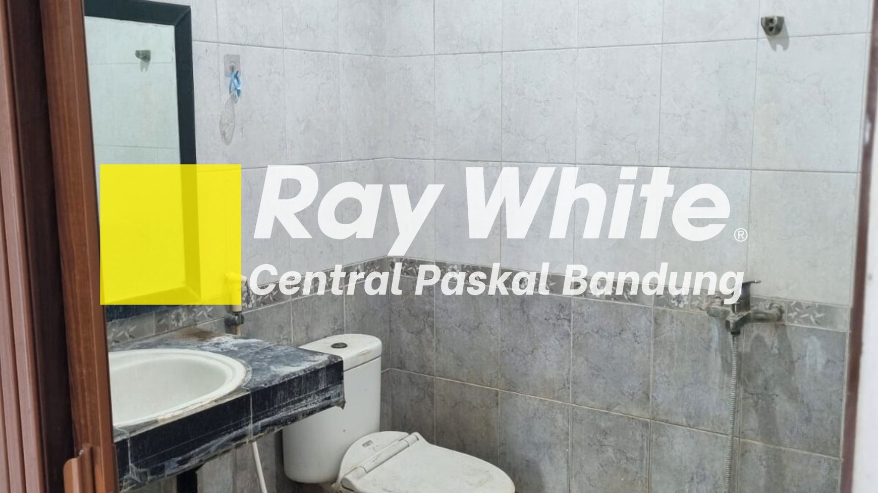 Rumah Tinggal Area Taman Kopo Indah Bandung