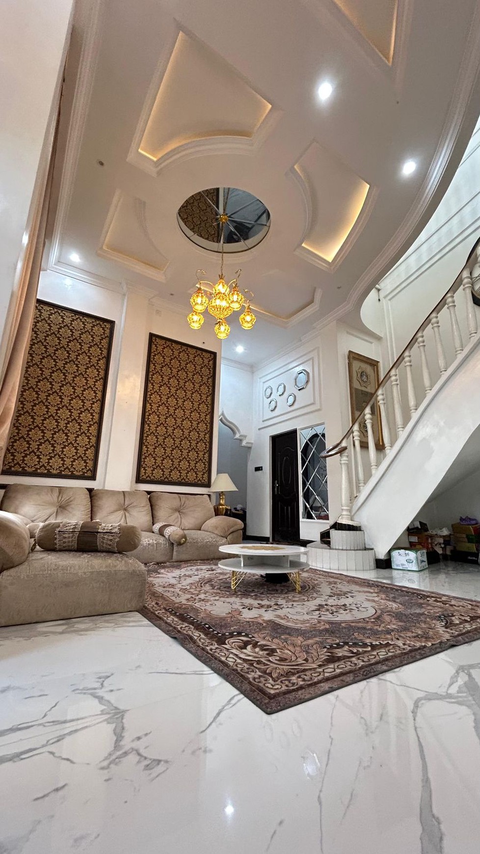 Rumah Nyaman di Cluster Taman Aster Cibitung Lokasi Hook Jalan Utama Hunian Strategis & Siap Huni