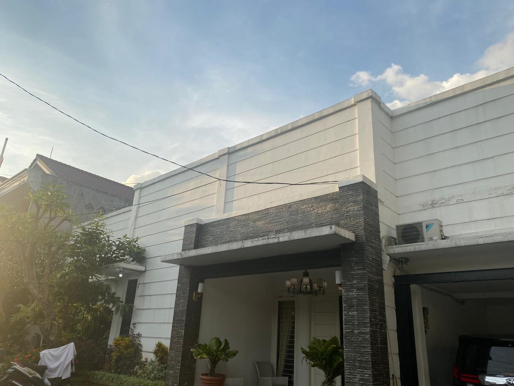 Rumah Asri, Nyaman Lokasi strategis di Jakarta Selatan