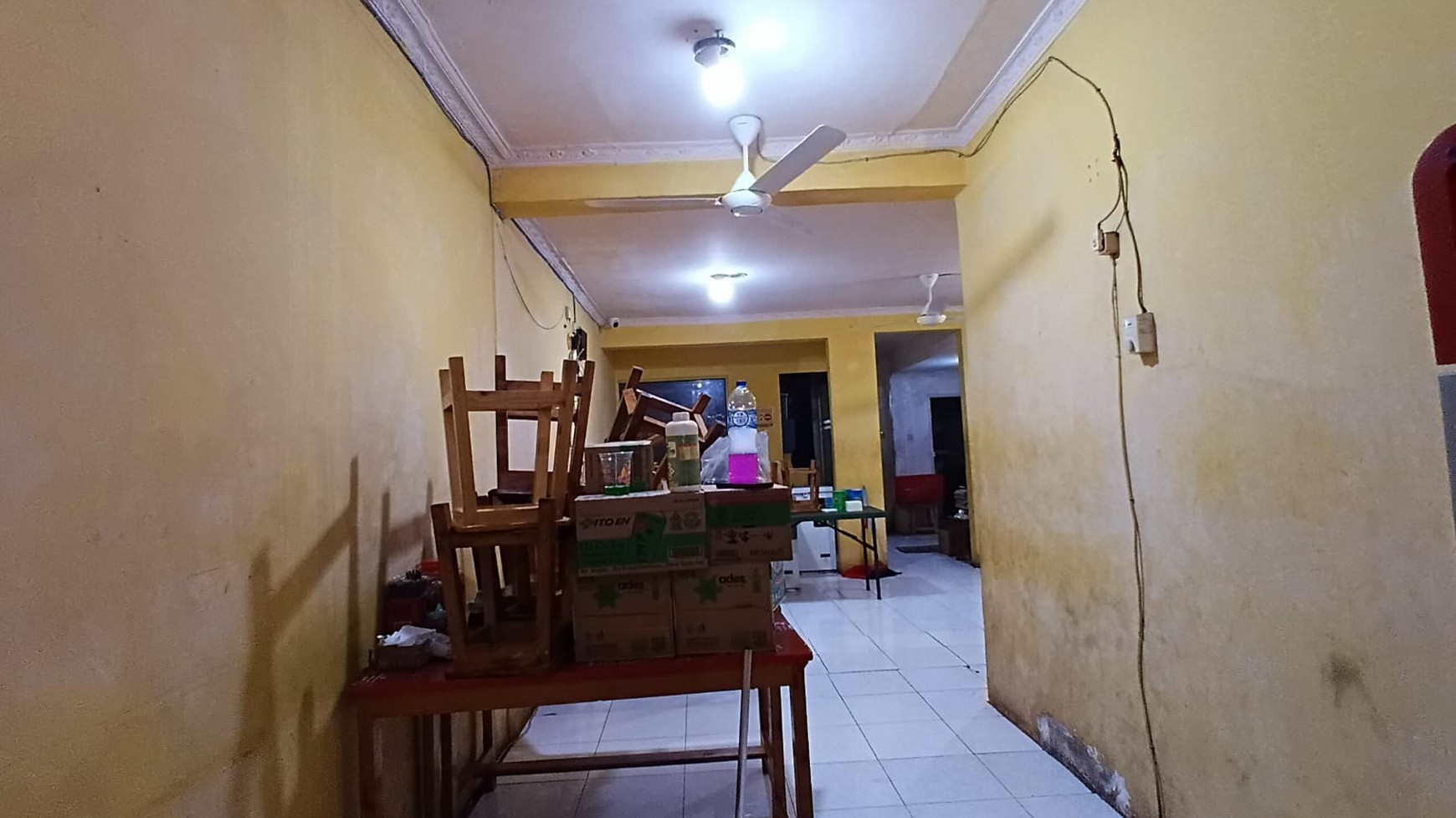 Ruang Usaha Strategis - Ideal untuk Coffee Shop, Resto & Usaha Kuliner