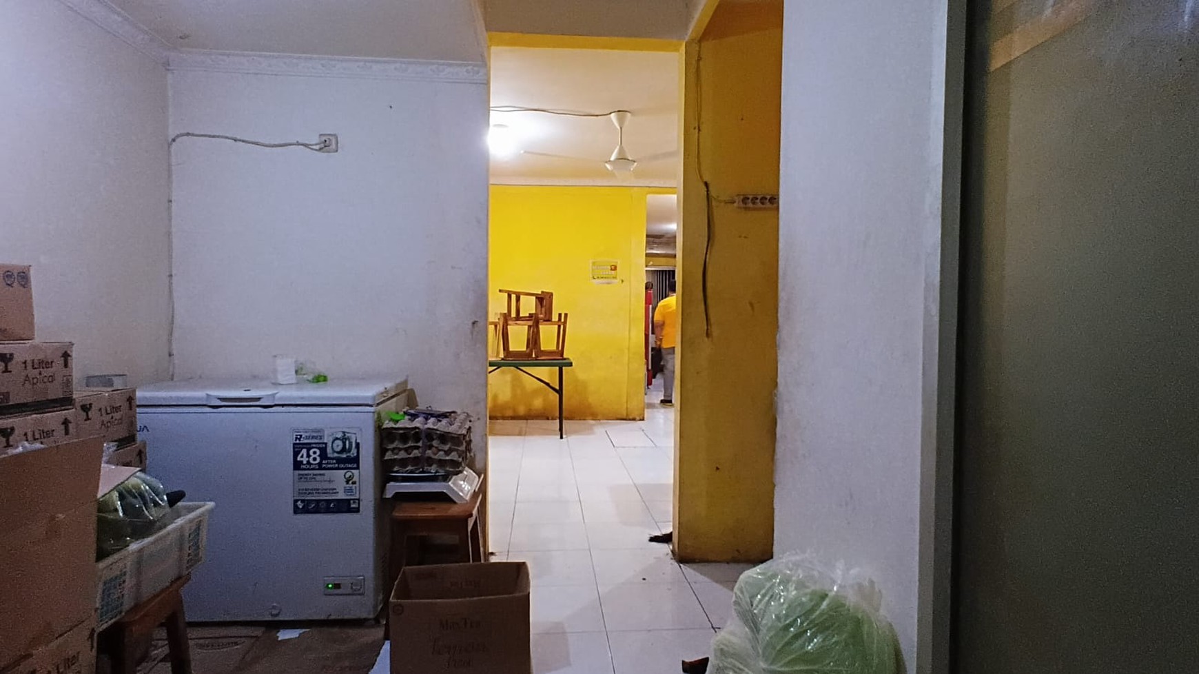 Ruang Usaha Strategis - Ideal untuk Coffee Shop, Resto & Usaha Kuliner