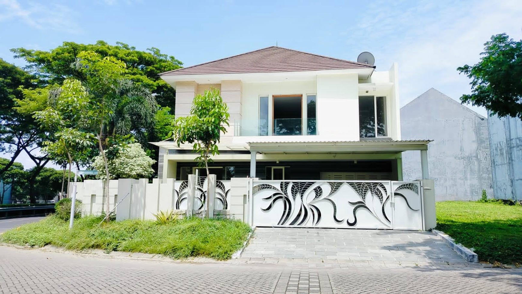 Rumah Dijual Woodland Citraland Sambikerep Surabaya Barat 