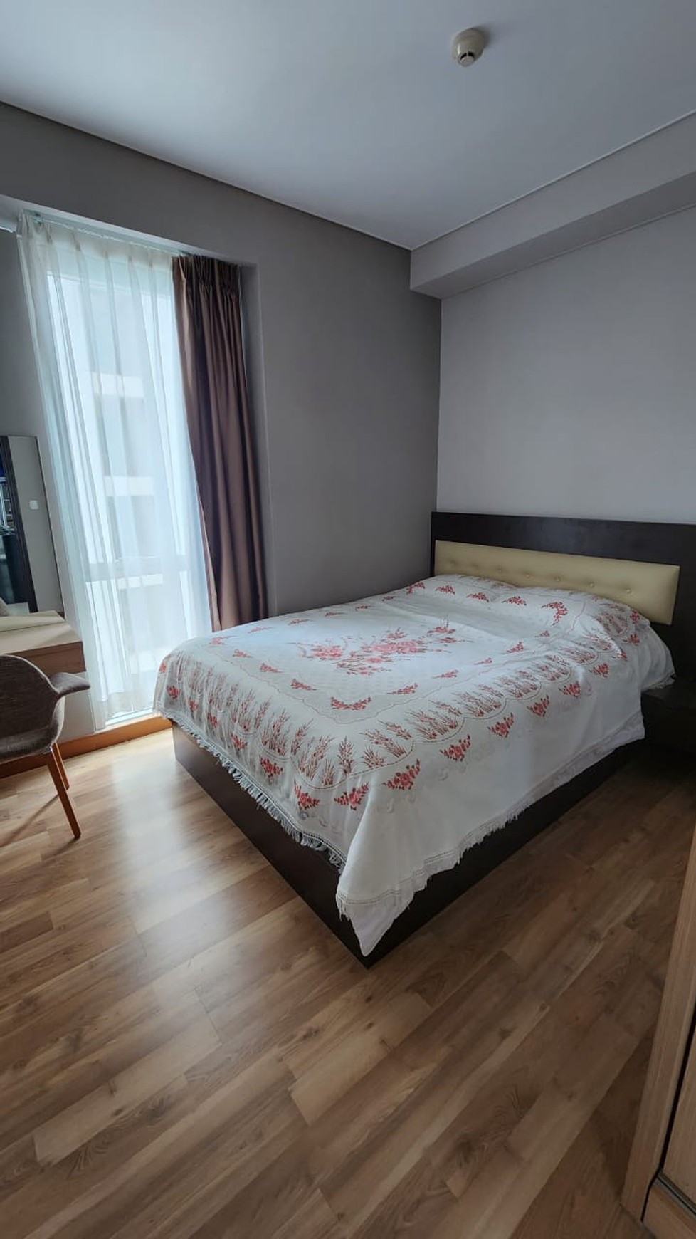 Disewakan Apartemen Setiabudi Sky Garden - Full Furnished, 3 Kamar, Luas 155 m², Unit Sangat Terawat dan Nyaman