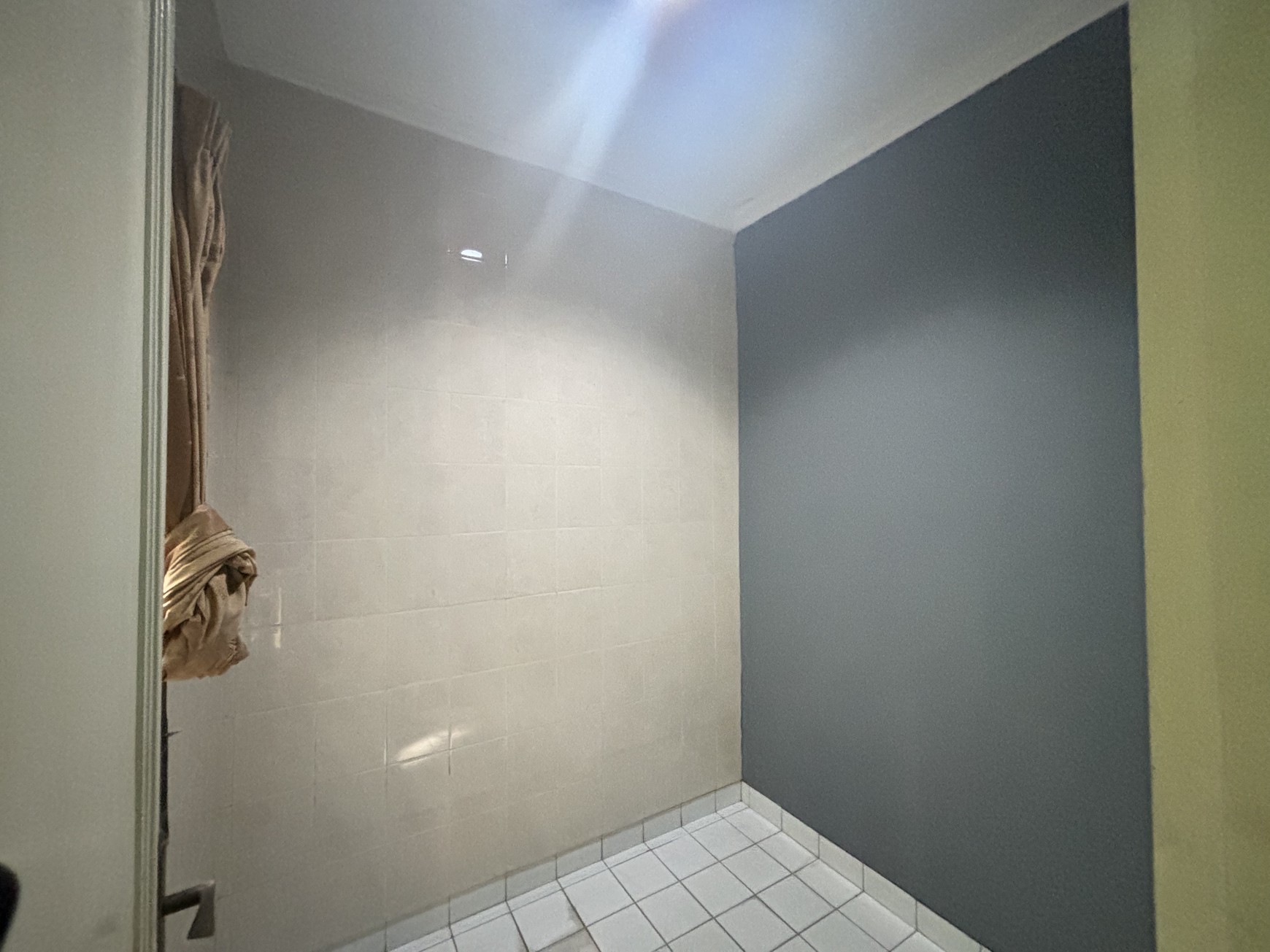 Rumah 2 Lantai Siap Huni  di Kota Wisata Cibubur