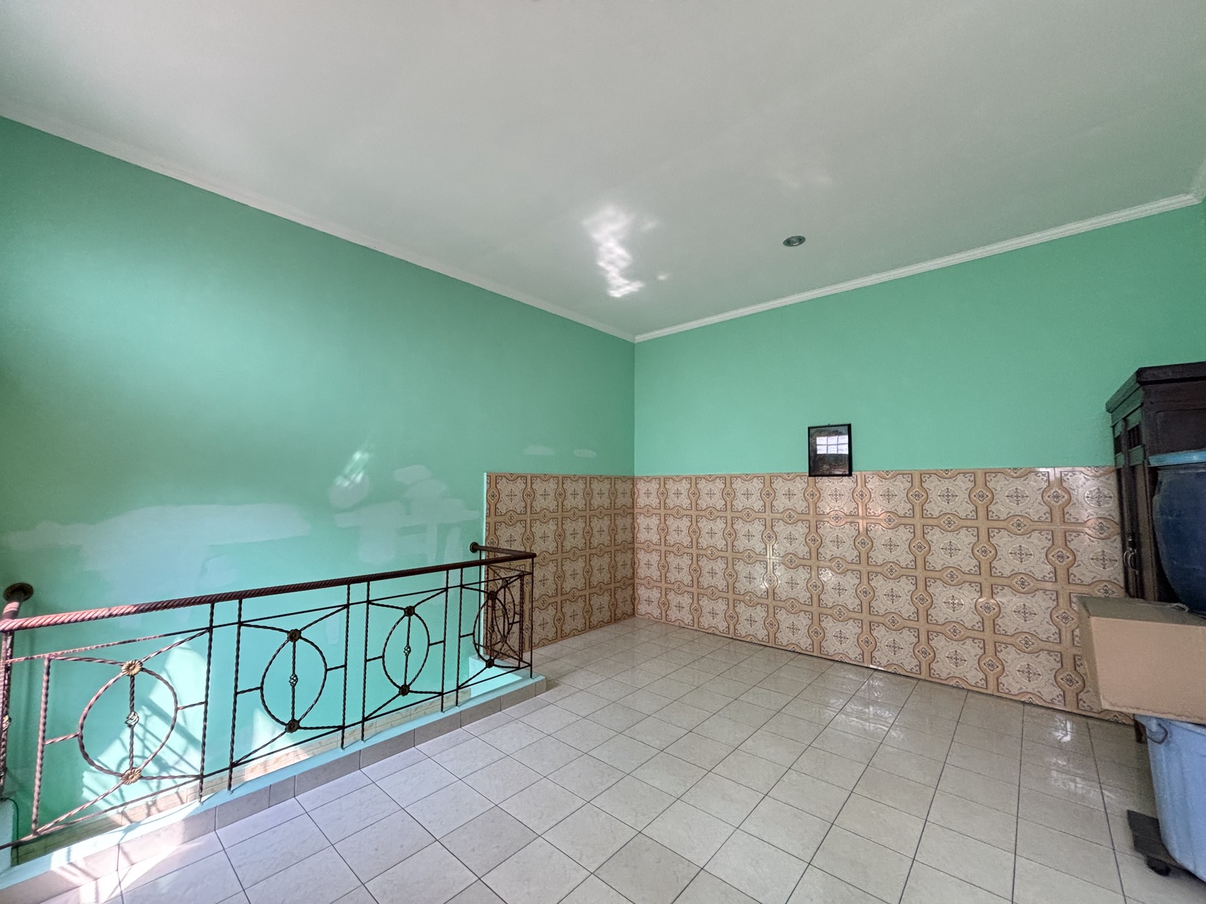 Rumah 2 Lantai Siap Huni  di Kota Wisata Cibubur